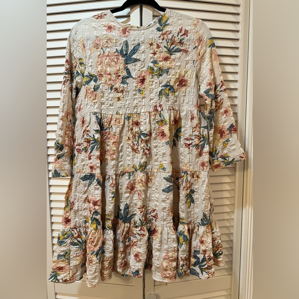 Zara floral long sleeve medium size